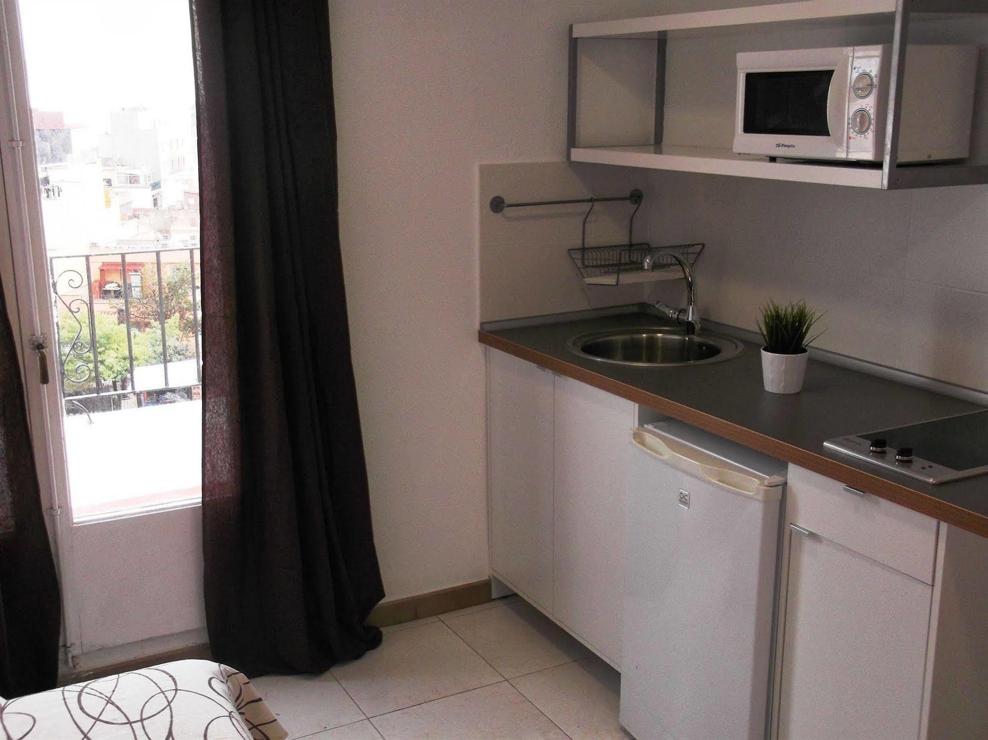 Apartamentos Ar Enjoy Bellavista 滨海略雷特 外观 照片