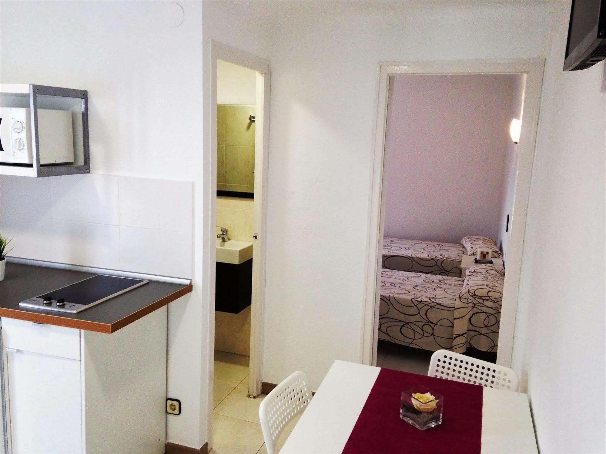 Apartamentos Ar Enjoy Bellavista 滨海略雷特 外观 照片